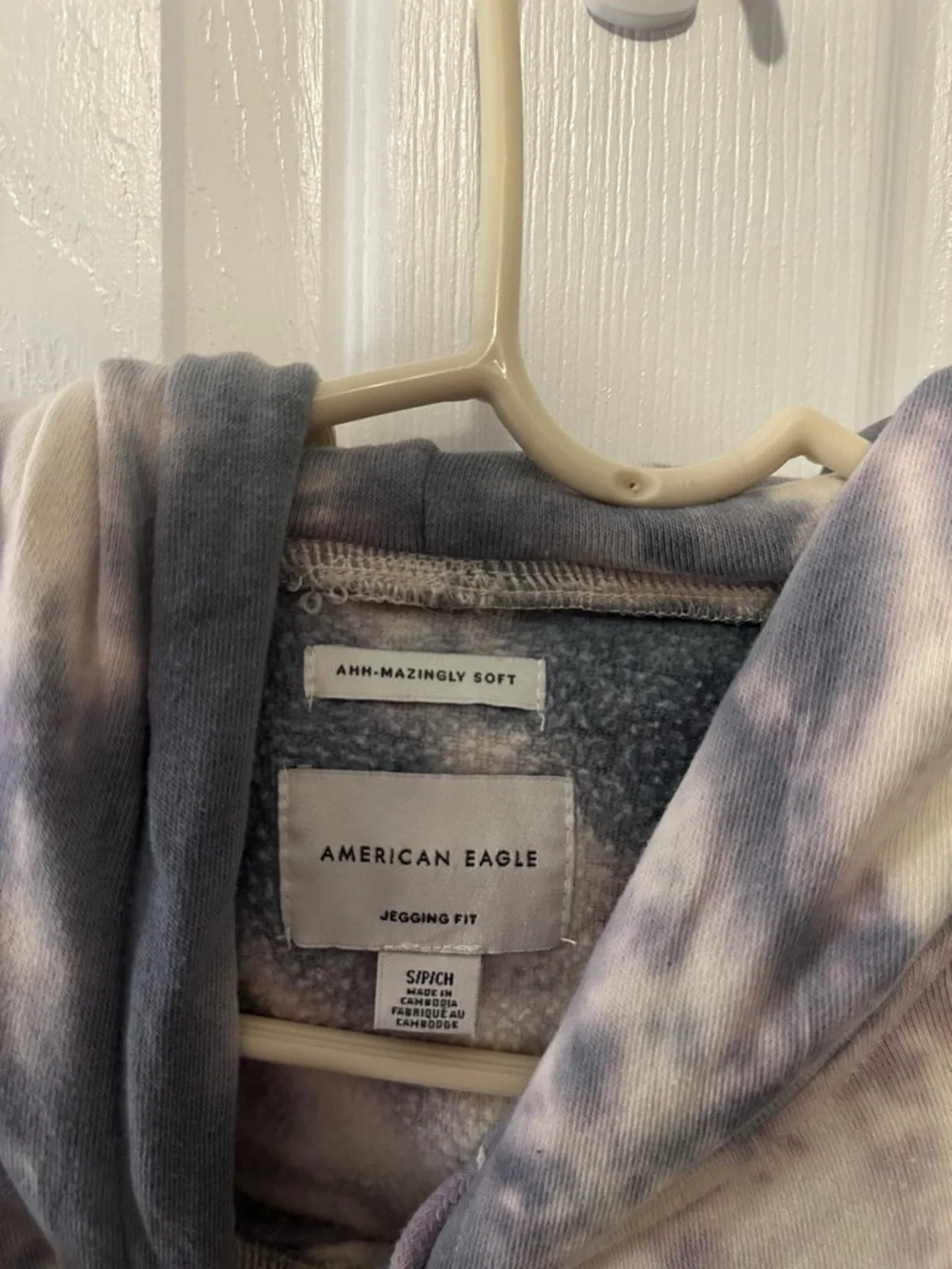 American Eagle Tie-Dye Hoodie - Picture 2 of 3